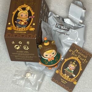 *AUTHENTIC* Pucky Animal Tea Party Figure- Confirmed Squirrel Baby
